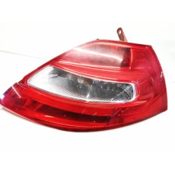 Recambio de piloto trasero derecho para renault megane ii berlina 3p referencia OEM IAM 8200413216  