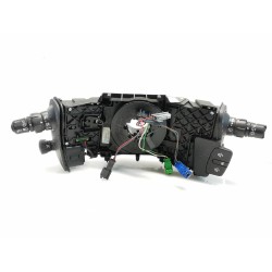 Recambio de com 2000 para renault scenic ii referencia OEM IAM 8200127728  