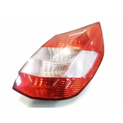 Recambio de piloto trasero derecho para renault scenic ii referencia OEM IAM 8200127702  