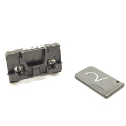 Recambio de tarjetero para renault megane ii berlina 5p referencia OEM IAM 8200125077  