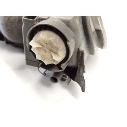 Recambio de faro derecho para peugeot 406 berlina (s1/s2) referencia OEM IAM 9630423177  