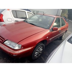 citroen xantia berlina del año 2000