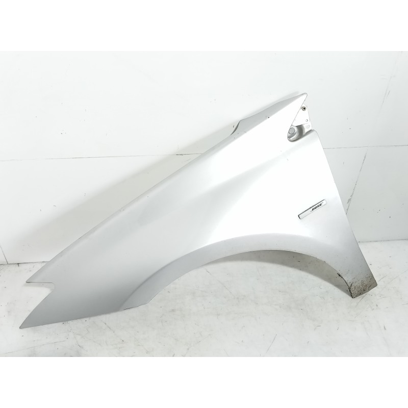 Recambio de aleta delantera izquierda para renault laguna grandtour (k56) referencia OEM IAM   