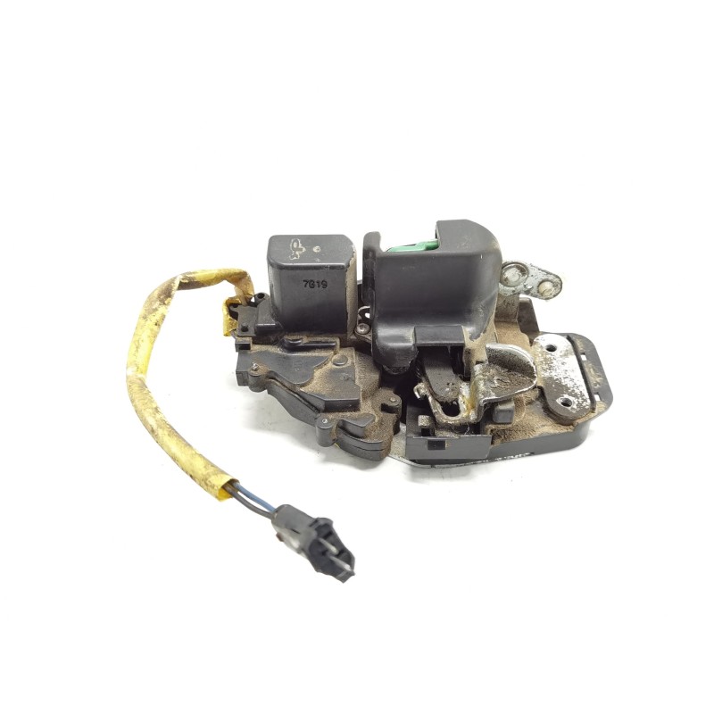 Recambio de cerradura puerta trasera izquierda para kia sorento 2.5 crdi active referencia OEM IAM A045777 Recambio de cerradura puerta trasera izquierda para kia sorento 2.5 crdi active referencia OEM IAM A045777