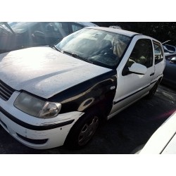 volkswagen polo berlina (6n2) del año 2000