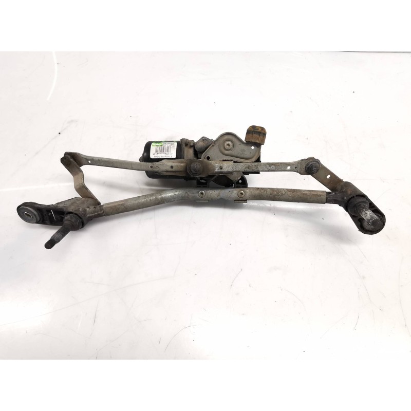 Recambio de motor limpia delantero para renault clio iii referencia OEM IAM 8200268931D  