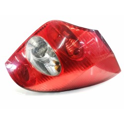 Recambio de piloto trasero derecho para renault laguna ii grandtour (kg0) dynamique confort referencia OEM IAM 8200002472  