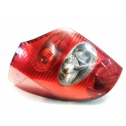 Recambio de piloto trasero izquierdo para renault laguna ii grandtour (kg0) dynamique confort referencia OEM IAM 8200002471  