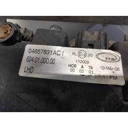 Recambio de faro izquierdo para chrysler voyager (rg) referencia OEM IAM 04857831AC  
