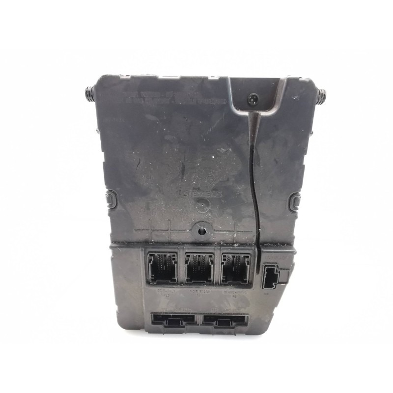 Recambio de uch para renault megane ii berlina 5p referencia OEM IAM 8200305576 Recambio de uch para renault megane ii berlina 5p referencia OEM IAM 8200305576
