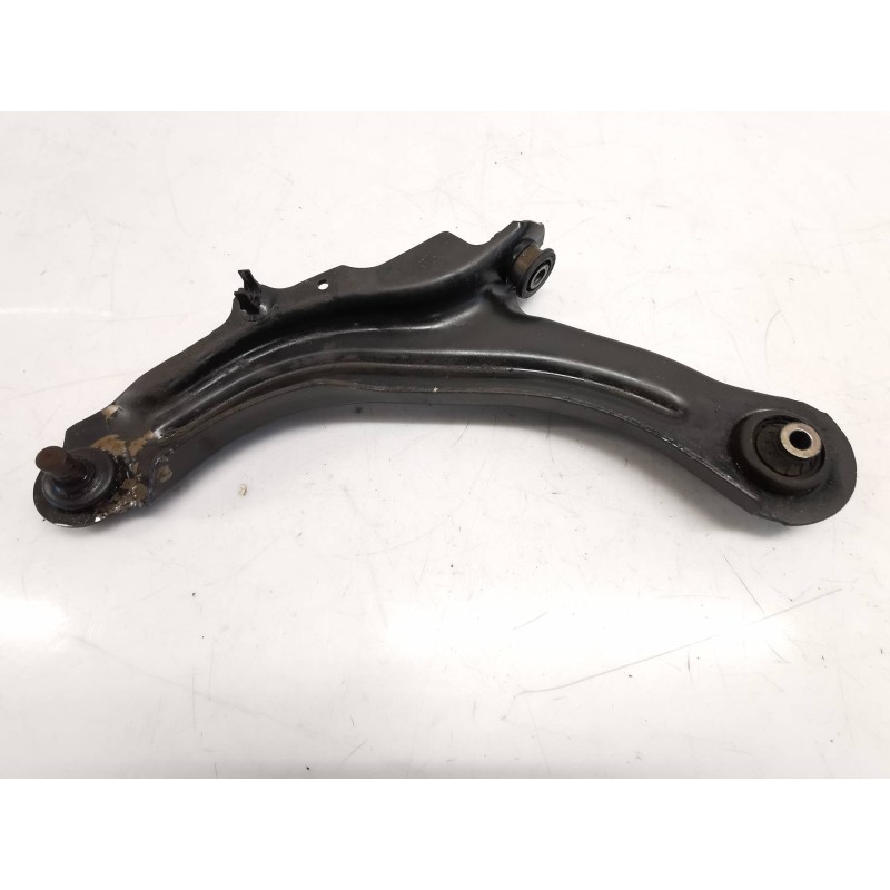 Recambio de brazo suspensión inferior delantero izquierdo para renault megane ii berlina 5p referencia OEM IAM 8200255760 Recambio de brazo suspensión inferior delantero izquierdo para renault megane ii berlina 5p referencia OEM IAM 8200255760