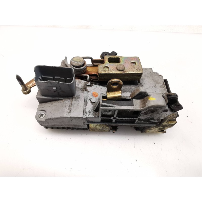 Recambio de cerradura puerta delantera izquierda para citroen c8 2.0 hdi sx referencia OEM IAM   