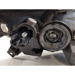 Recambio de faro izquierdo para dacia sandero referencia OEM IAM 8200733878  