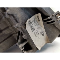 Recambio de faro izquierdo para dacia sandero referencia OEM IAM 8200733878  