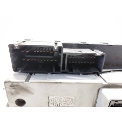 Recambio de caja reles / fusibles para iveco daily caja abierta referencia OEM IAM 69500042  