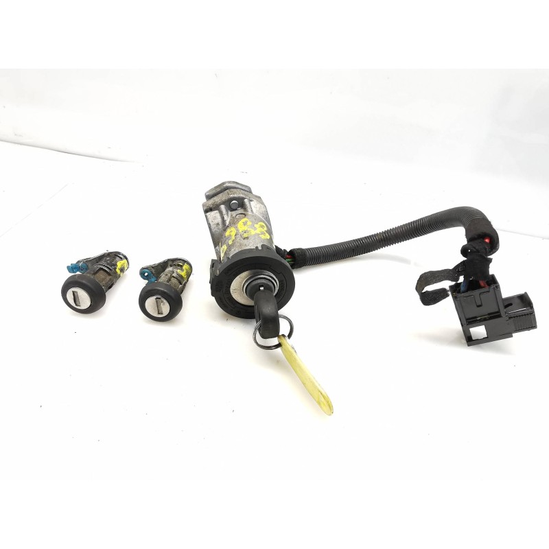 Recambio de antirrobo para iveco daily caja abierta referencia OEM IAM 69500716 Recambio de antirrobo para iveco daily caja abierta referencia OEM IAM 69500716