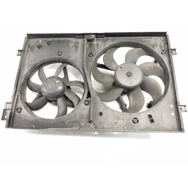 Recambio de electroventilador para volkswagen golf iv berlina (1j1) 25 aniversario referencia OEM IAM 1J0121205B Recambio de electroventilador para volkswagen golf iv berlina (1j1) 25 aniversario referencia OEM IAM 1J0121205B