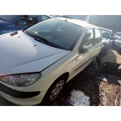 peugeot 206 4-trg. del año 2004