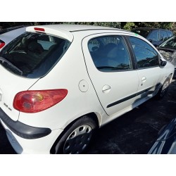 peugeot 206 4-trg. del año 2004