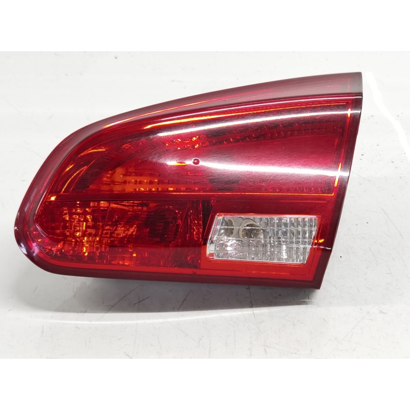 Recambio de piloto trasero central derecho para kia cee´d drive referencia OEM IAM Recambio de piloto trasero central derecho para kia cee´d drive referencia OEM IAM