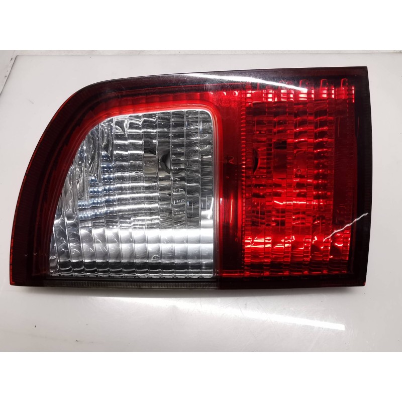 Recambio de piloto trasero central derecho para ssangyong kyron 2.0 referencia OEM IAM Recambio de piloto trasero central derecho para ssangyong kyron 2.0 referencia OEM IAM