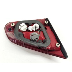 Recambio de piloto trasero central derecho para kia cee´d drive referencia OEM IAM   