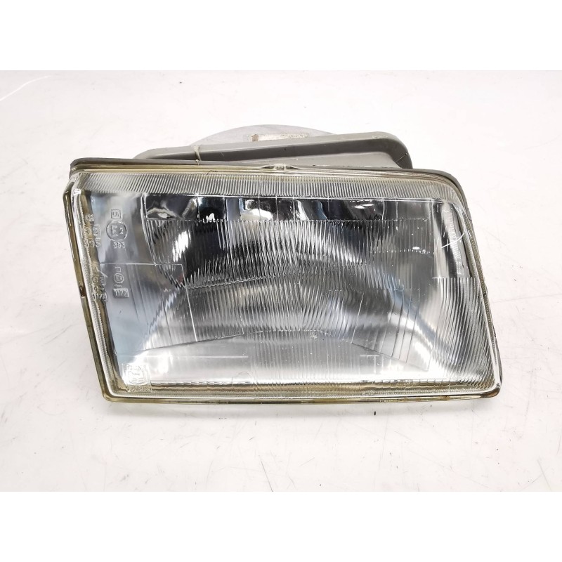Recambio de faro derecho para peugeot 205 berlina referencia OEM IAM 6205A3 Recambio de faro derecho para peugeot 205 berlina referencia OEM IAM 6205A3