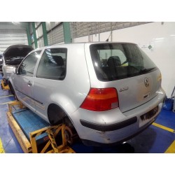 volkswagen golf iv berlina (1j1) del año 2002