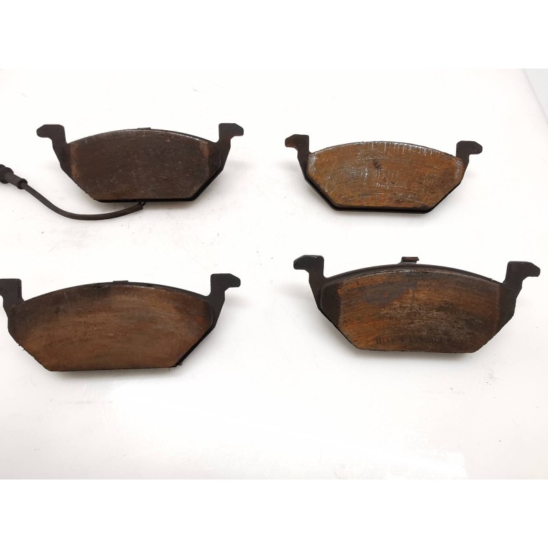 Recambio de pastillas de freno delanteras para volkswagen golf iv berlina (1j1) básico referencia OEM IAM Recambio de pastillas de freno delanteras para volkswagen golf iv berlina (1j1) básico referencia OEM IAM