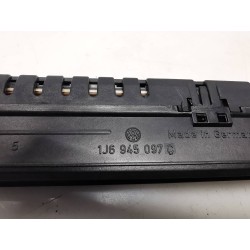 Recambio de luz central de freno para volkswagen golf iv berlina (1j1) referencia OEM IAM 1J6945097C  