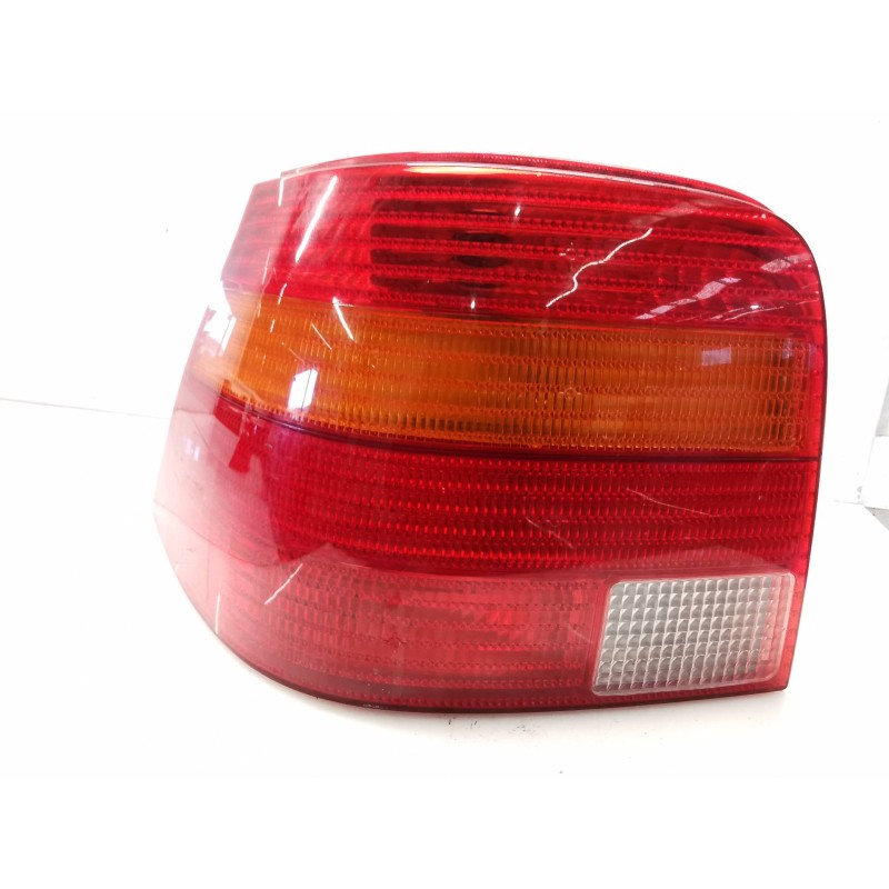 Recambio de piloto trasero izquierdo para volkswagen golf iv berlina (1j1) referencia OEM IAM 1J6945095Q  