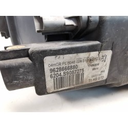 Recambio de faro izquierdo para peugeot 206 4-trg. referencia OEM IAM 9628666880  