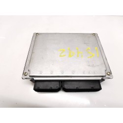 Recambio de centralita motor uce para audi a4 berlina (8e) 2.0 referencia OEM IAM 8E0909557H  