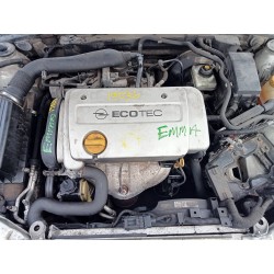 opel vectra b berlina del año 2001