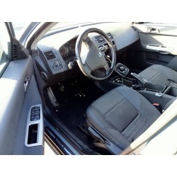 volvo s40 berlina del año 2010