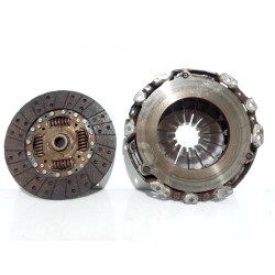 Recambio de kit de embrague para nissan pick-up (y720) referencia OEM IAM 4231271032  