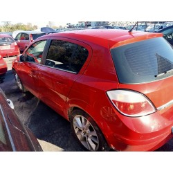 opel astra h berlina del año 2005