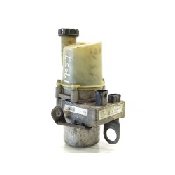 Recambio de bomba dirección para renault kangoo referencia OEM IAM 8200718096  