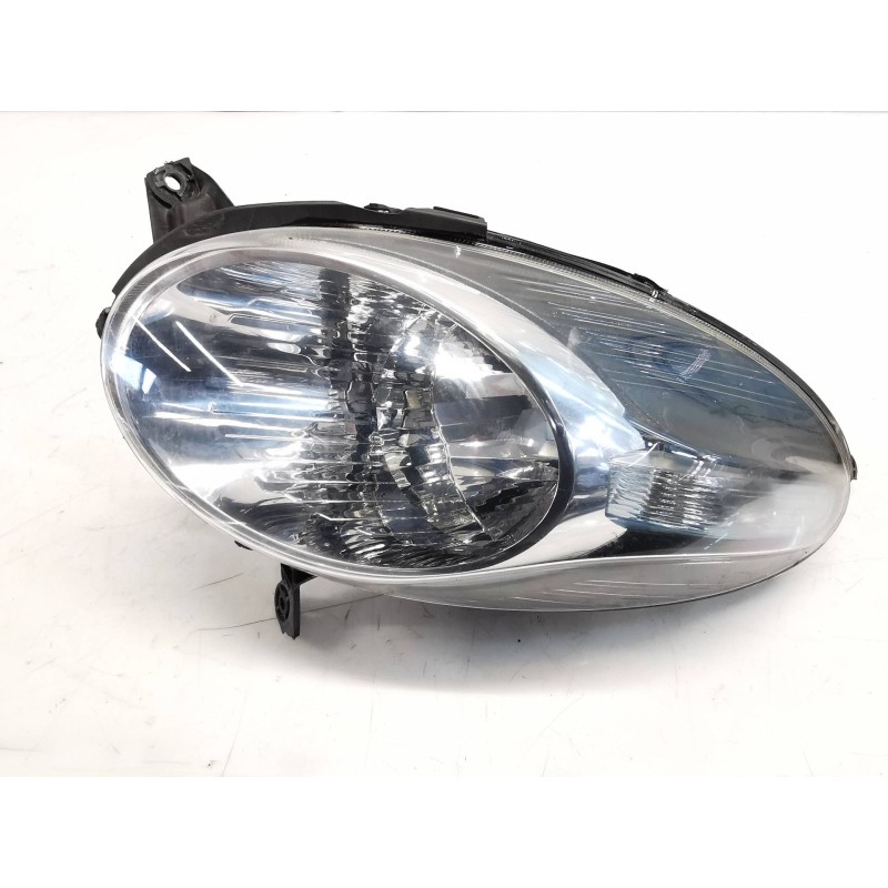 Recambio de faro izquierdo para nissan micra (k12e) referencia OEM IAM 26060BG10B  