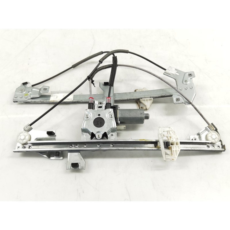 Recambio de elevalunas delantero izquierdo para citroen berlingo referencia OEM IAM 0130821763 Recambio de elevalunas delantero izquierdo para citroen berlingo referencia OEM IAM 0130821763