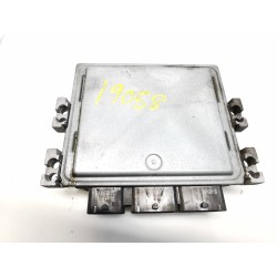 Recambio de centralita motor uce para renault megane ii berlina 5p referencia OEM IAM 8200565863  