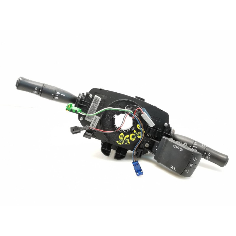 Recambio de com 2000 para renault megane ii berlina 5p referencia OEM IAM 820021646206 Recambio de com 2000 para renault megane ii berlina 5p referencia OEM IAM 820021646206