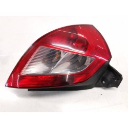Recambio de piloto trasero izquierdo para renault megane ii berlina 5p referencia OEM IAM 8200073236  