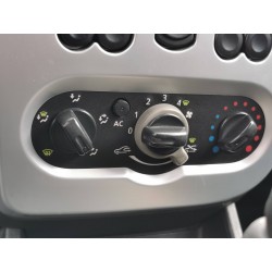 Recambio de mando calefacción / aire acondicionado para dacia logan laureate referencia OEM IAM   