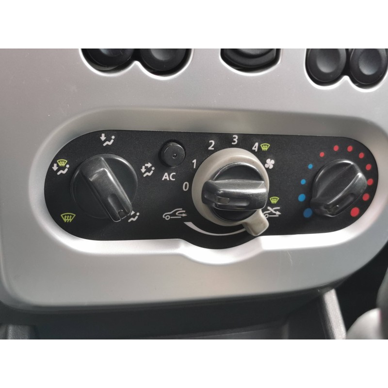 Recambio de mando calefacción / aire acondicionado para dacia logan laureate referencia OEM IAM   