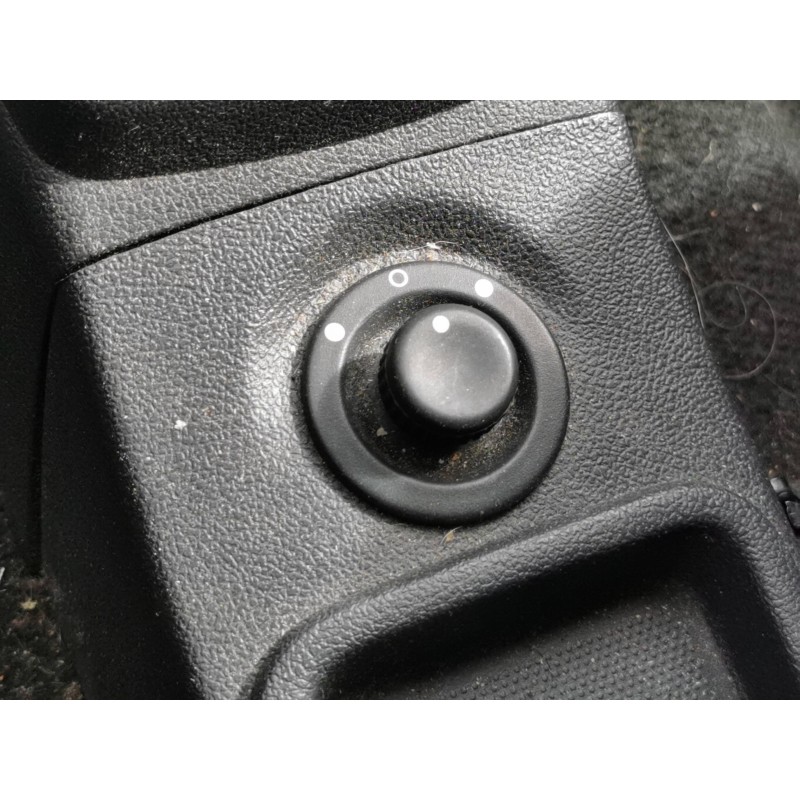 Recambio de mando retrovisor para dacia logan laureate referencia OEM IAM Recambio de mando retrovisor para dacia logan laureate referencia OEM IAM