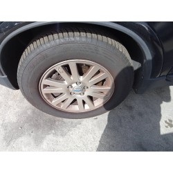 Recambio de neumático para volvo xc90 d5 executive (7 asientos) (136kw) referencia OEM IAM  235/65R17 108V 