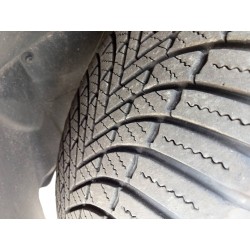 Recambio de neumático para volvo xc90 d5 executive (7 asientos) (136kw) referencia OEM IAM  235/65R17 108V 