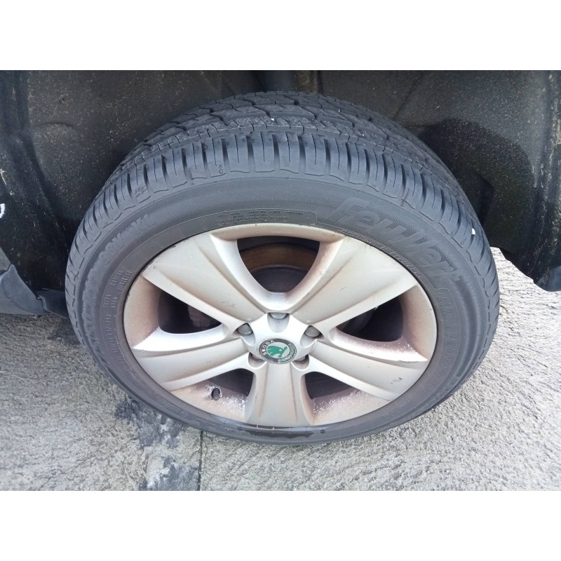 Recambio de neumático para skoda yeti active referencia OEM IAM 225/50R17 98Y Recambio de neumático para skoda yeti active referencia OEM IAM 225/50R17 98Y