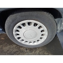 Recambio de neumático para citroën jumpy 2.0 hdi sx familiar (5/6 asientos) referencia OEM IAM  205/65R15 94H 